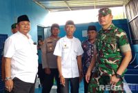 Caption: Dandim 0828 Sampang saat meninjau kesiapan Dapur SPPG Al-Baghdady di Dusun Betes Desa Daleman, (dok. regamedianews). 