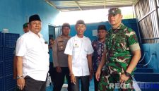 Caption: Dandim 0828 Sampang saat meninjau kesiapan Dapur SPPG Al-Baghdady di Dusun Betes Desa Daleman, (dok. regamedianews).