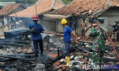 Rumah Warga Sampang Hangus Jadi Arang