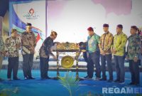 Caption: Bupati Pamekasan KH Kholilurrahman bersama Forkopimda, membuka langsung acara