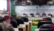 Caption: Bupati Pamekasan Kholilurrahman sampaikan sambutan saat rapat paripurna DPRD, dalam rangka memperingati Hari Jadi Pamekasan ke-495, (dok. regamedianews). 
