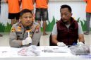 Caption: Kapolres Pamekasan AKBP Hendra Eko Triyulianto, didampingi Kasat Reskrim AKP Doni Setiawan, (dok. regamedianews). 