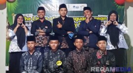 Caption: siswa Markazul Lughah Sabilillah pose bersama, usai kegiatan evaluasi kenaikan level pembelajaran bahasa arab, (dok. regamedianews). 
