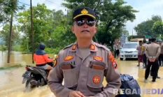 Jalan Raya Jrengik Sampang Terendam Banjir