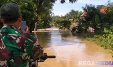 Luapan Sungai Panyiburan Rendam 3 Desa di Sampang