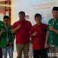 Caption: Satgas BAANAR PC GP Ansor Sumenep pose bersama pihak Diskominfo Sumenep, (dok. foto istimewa). 