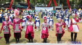 Caption: salah satu kelompok peserta festival drumband mulai menampilkan atraksinya, (dok. regamedianews). 