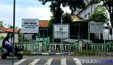 Caption: Kantor Dewan Pimpinan Majelis Ulama Indonesia Kabupaten Sampang, (dok. regamedianews).