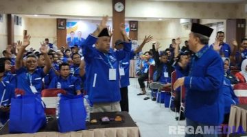 Caption: situasi mulai tegang didalam forum Musda VI PAN Pamekasan, (dok. Kurdi, Rega Media).