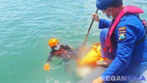 Mayat Misterius Terapung di Perairan Sampang