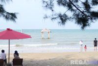 Caption: Wisata Pantai Pasir Putih Tlangoh Bangkalan Madura, (dok. foto istimewa). 