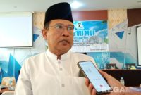 Caption: Ketua MUI Kabupaten Sampang KH Itqon Bushiri, (dok. Harry, Rega Media). 