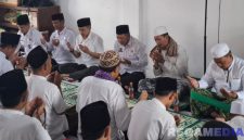 Caption: suasana saat berlangsungnya doa bersama yang digelar Rutan Sampang untuk korban bencana Aceh dan Sumatera, (dok. foto istimewa).