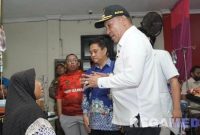 Caption: Bupati Sampang saat melakukan sidak di RSUD Mohammad Zyn Sampang (dok.istimewa)