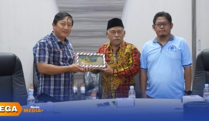Kunjungan Komisi D DPRD Tulungagung ke Diskominfo Bangkalan.