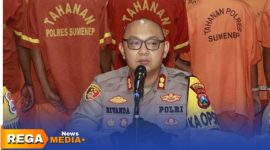 Caption: Kapolres Sumenep AKBP Rivanda, saat gelar press conference ungkap kasus kriminal selama tahun 2025, (dok. foto istimewa). 