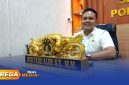 Caption: PS Kasat Reskrim Polres Sampang, Iptu Nur Fajri Alim, saat ditemui di ruang kerjanya, (dok. Harry, Rega Media). 