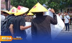 Buntut HET Pupuk-Hand Traktor Raib, Disperta KP Sampang Didemo