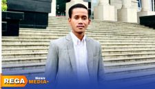 Caption: Jakfar Sodiq, kuasa hukum Bupati Sampang H Slamet Junaidi, (dok. Harry Rega Media). 