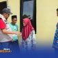 Caption: realisasi program perbaikan RTLH ditandai dengan penyerahan secara simbolis Bupati Sumenep kepada warga penerima manfaat di Desa Gelugur, (sumber foto. Media Center Sumenep). 