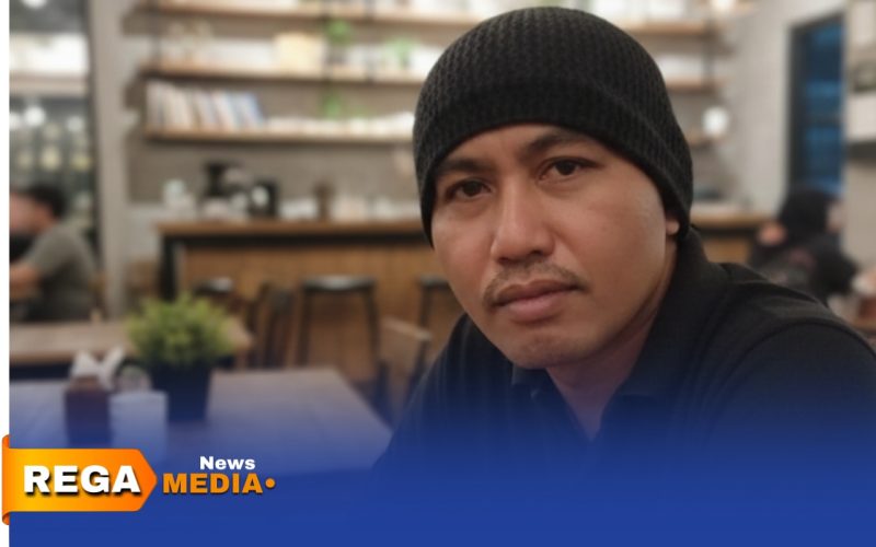 Caption: Ketua Pengurus Kickboxing Indonesia Kabupaten Bangkalan, Dasuki Rahmad, (dok. Syafin Rega Media). 