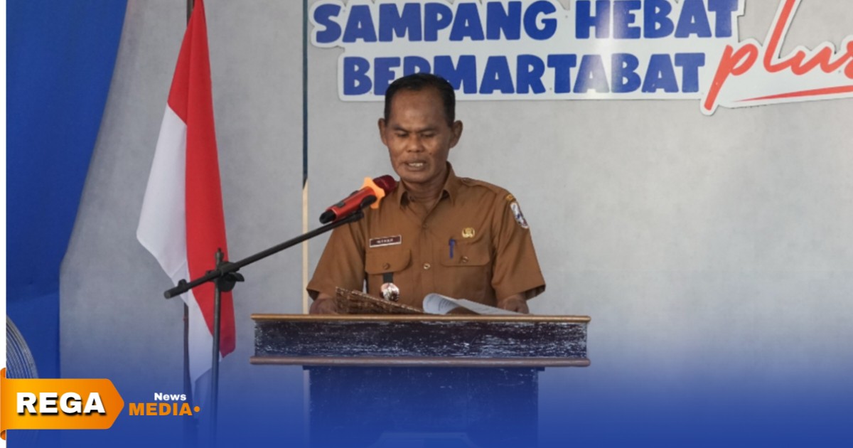 Camat Pangarengan Nur Holis.