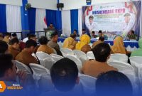 Caption: Plt Camat Camplong Moh. Maulid, sampaikan sambutannya dalam Musrenbang RKPD Kabupaten Sampang Tahun 2027, (dok. Harry Rega Media). 