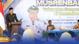 Caption: Moh. Amin Rais anggota DPRD Sampang, menyampaikan sambutannya dalam Musrenbang RKPD Kabupaten Sampang tahun 2027 di Kecamatan Omben, (dok. foto istimewa). 