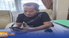 Caption: Moh Tabri anggota Komisi II DPRD Kabupaten Pamekasan, saat ditemui di ruang kerjanya, (dok. Kurdi Rega Media). 